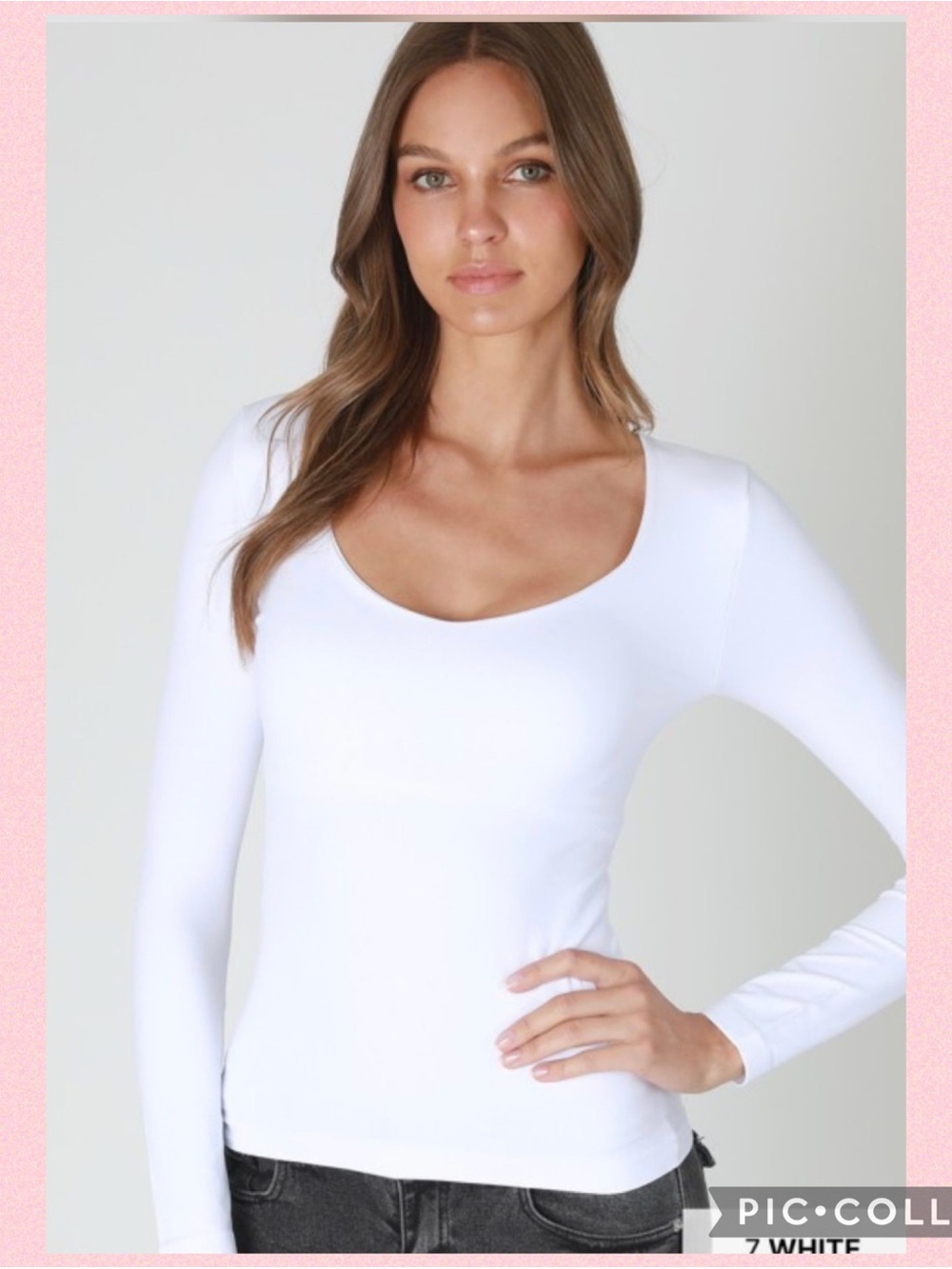 💖NikiBiki Clean Line Sweetheart Top💖